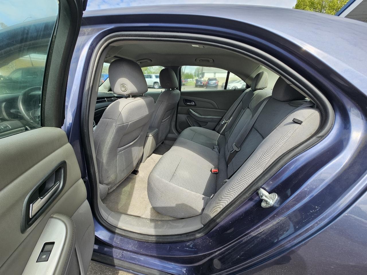 Chevrolet Malibu LS 2015