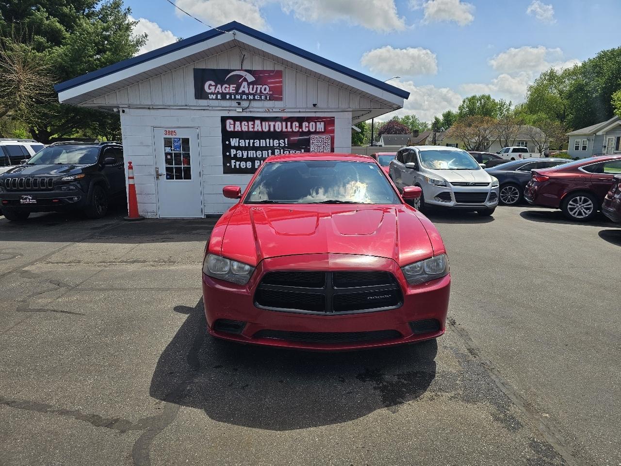 Dodge Charger SE 2011