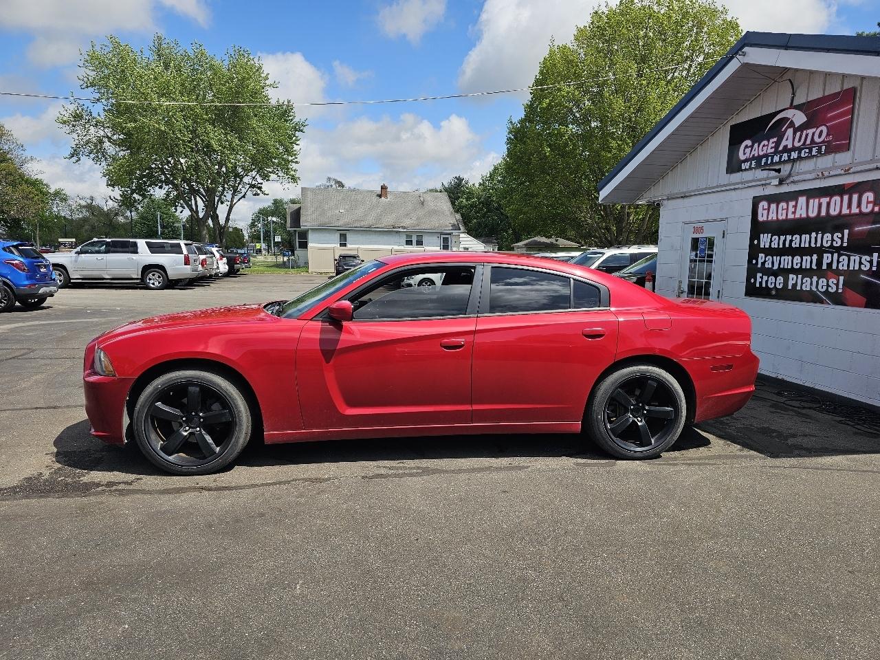 Dodge Charger SE 2011