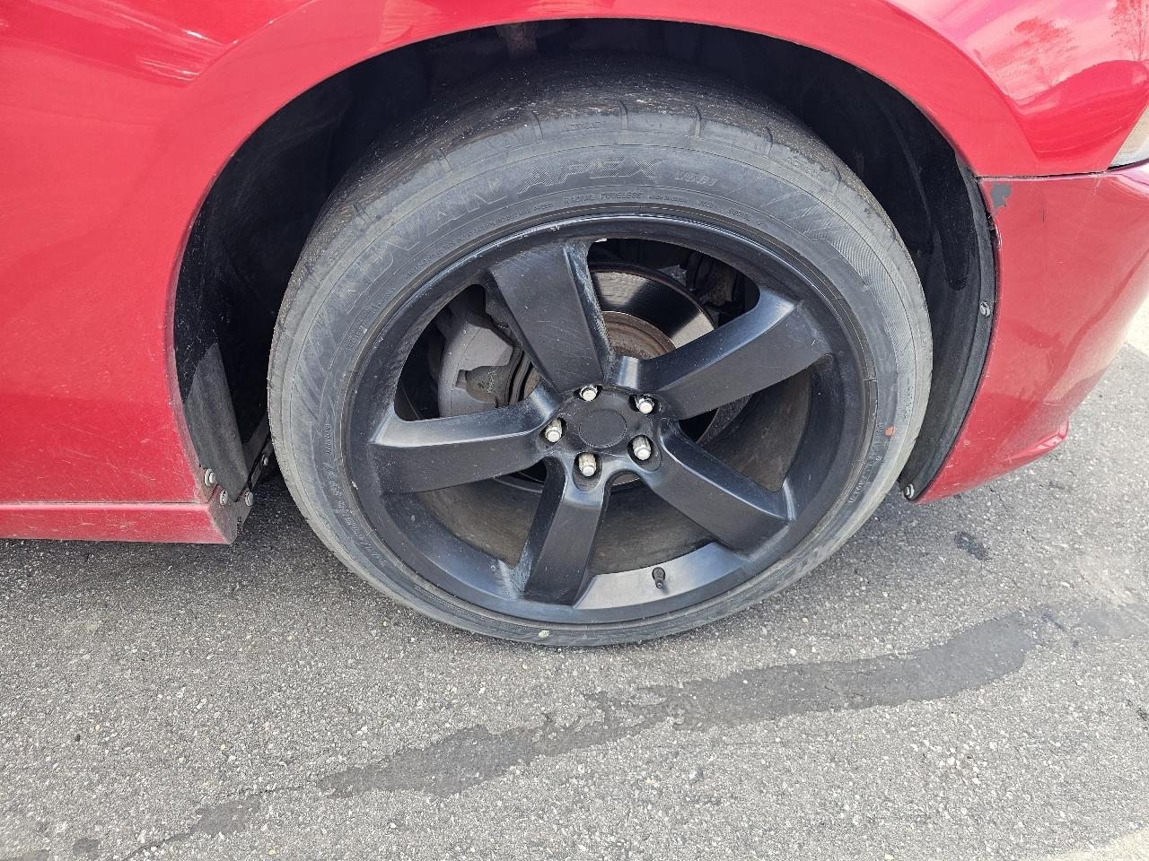 Dodge Charger SE 2011
