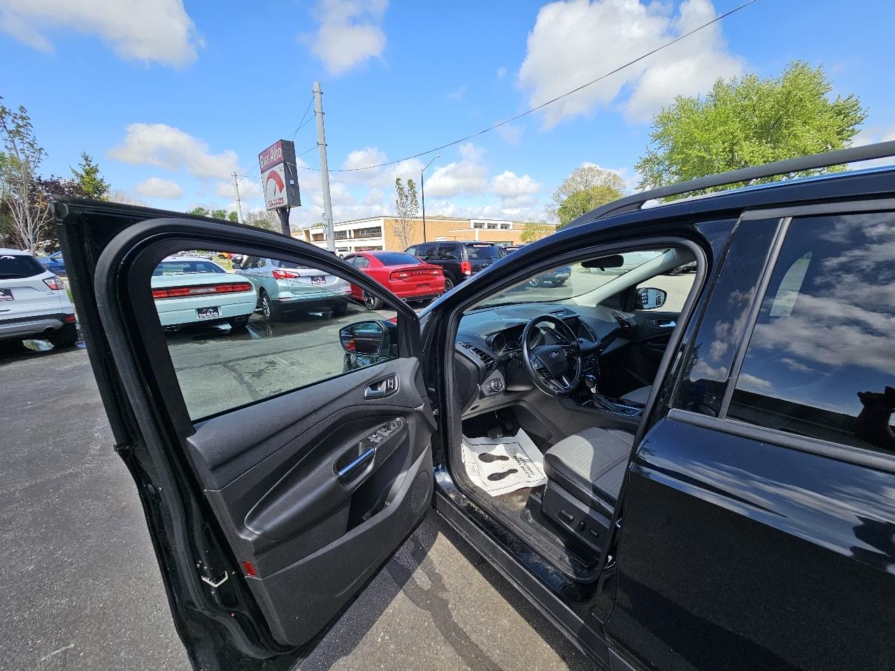 Ford Escape SE FWD 2017