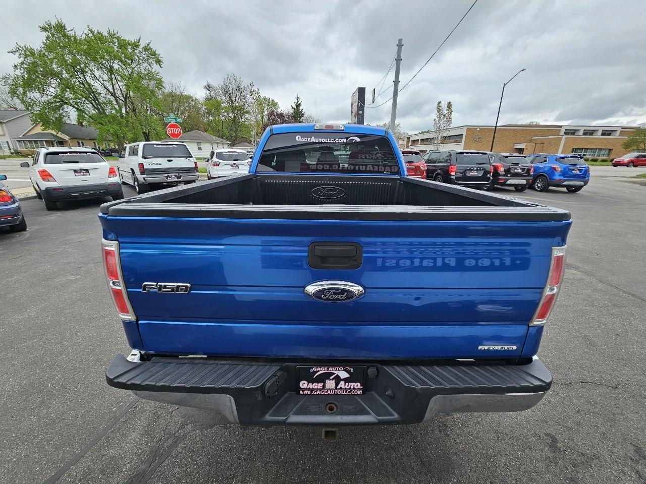 Ford F-150 XL SuperCab 8-ft. Bed 4WD 2012