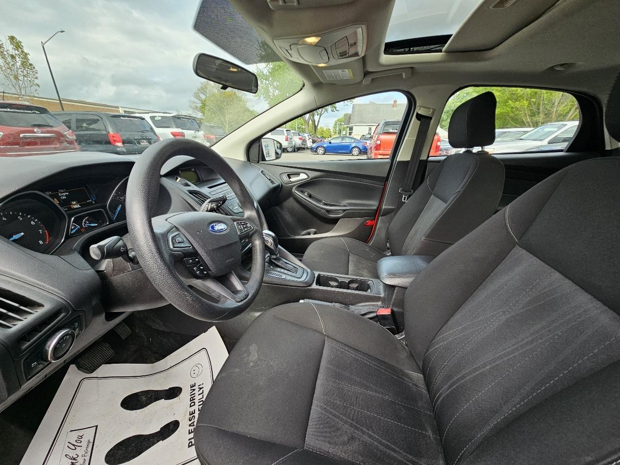 Ford Focus SE Hatch 2015