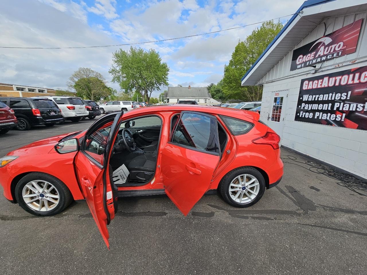 Ford Focus SE Hatch 2015