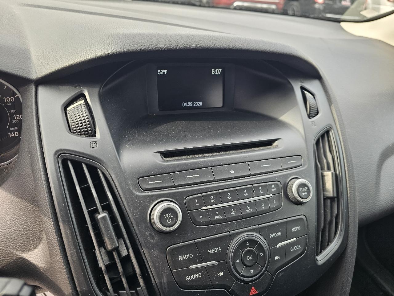 Ford Focus SE Hatch 2015