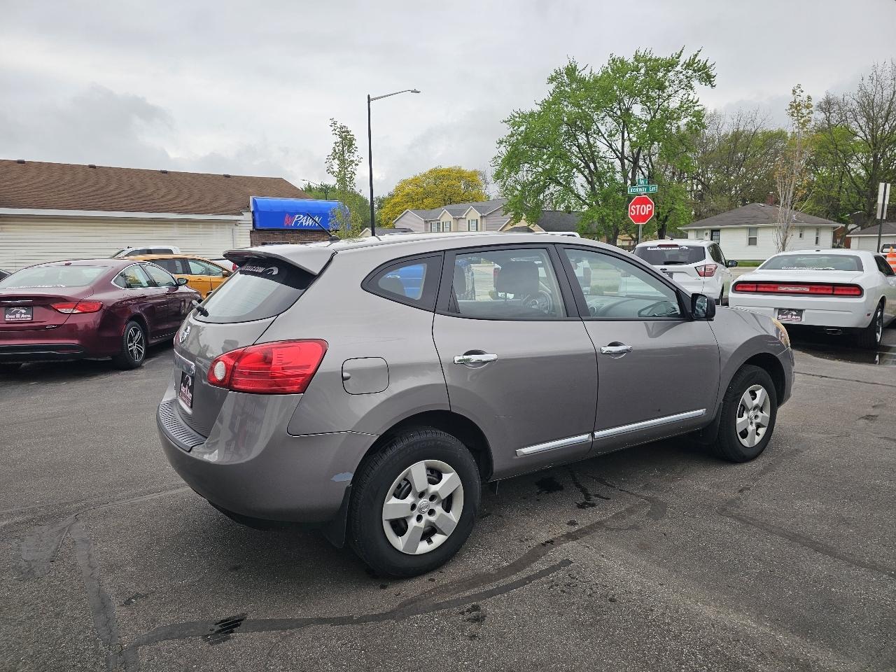 Nissan Rogue S AWD 2013