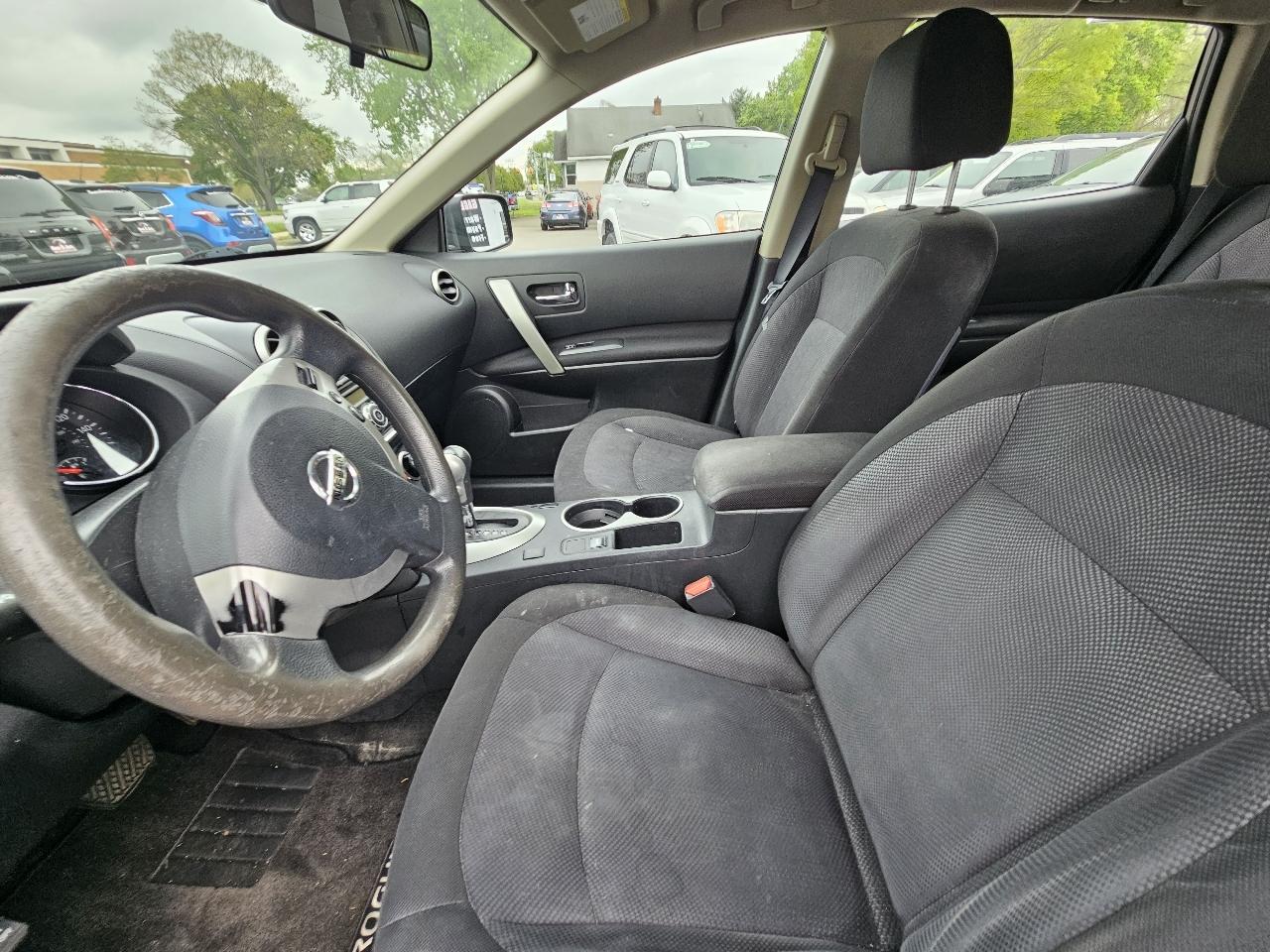 Nissan Rogue S AWD 2013