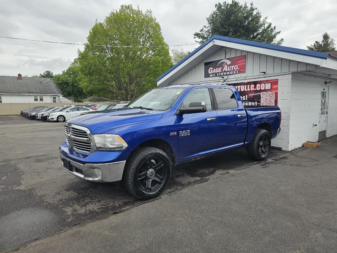 RAM 1500 SLT Crew Cab SWB 4WD 2014