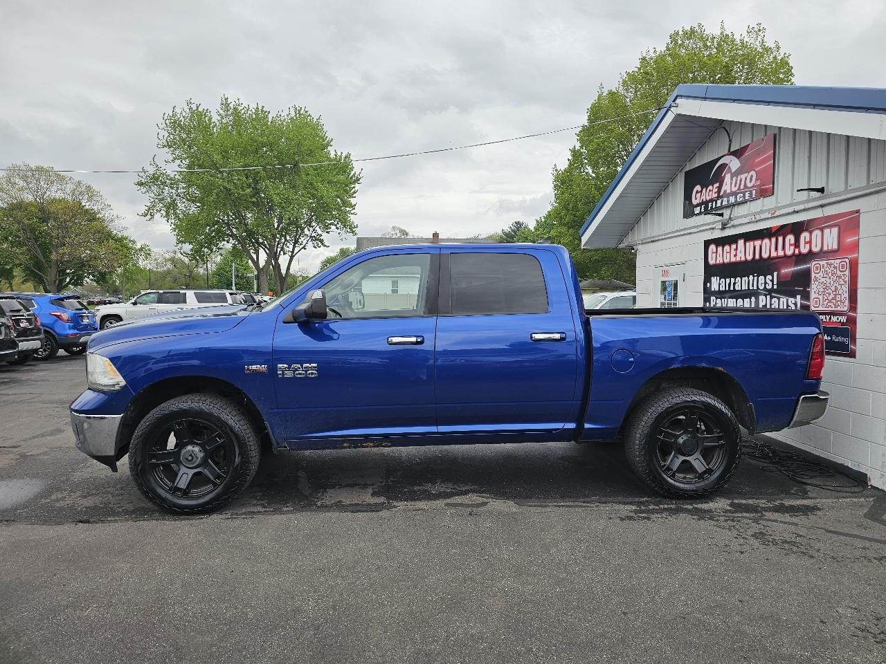 RAM 1500 SLT Crew Cab SWB 4WD 2014