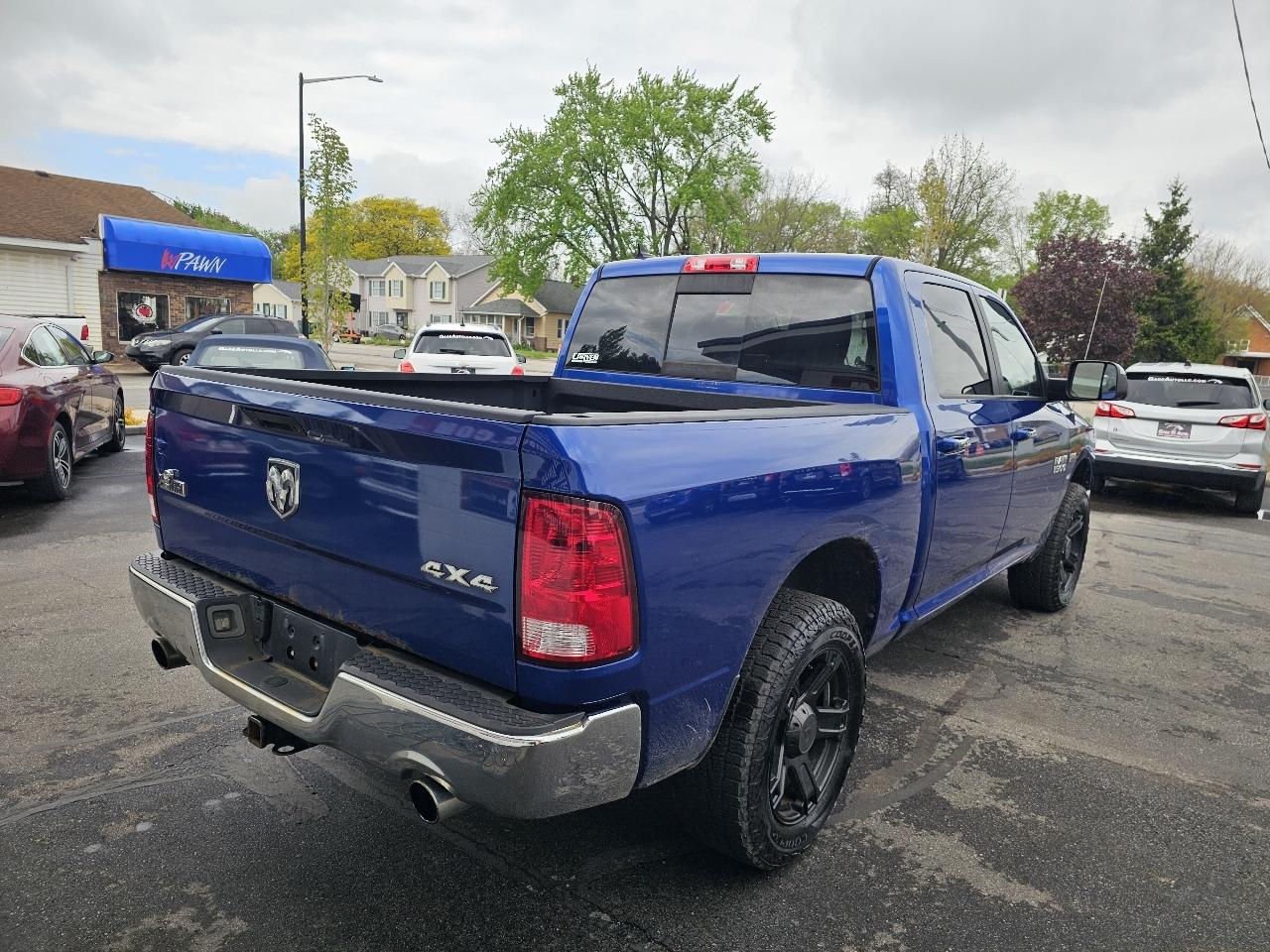 RAM 1500 SLT Crew Cab SWB 4WD 2014