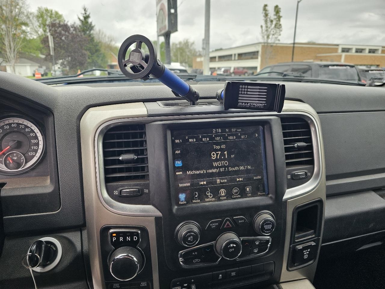RAM 1500 SLT Crew Cab SWB 4WD 2014