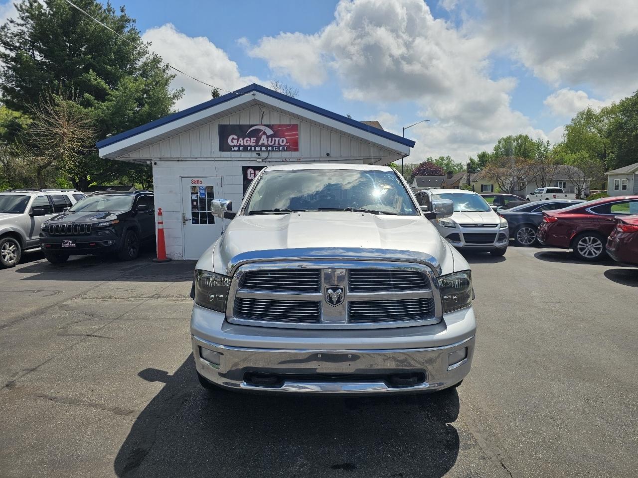 Dodge 1500 SLT Quad Cab 4WD 2011