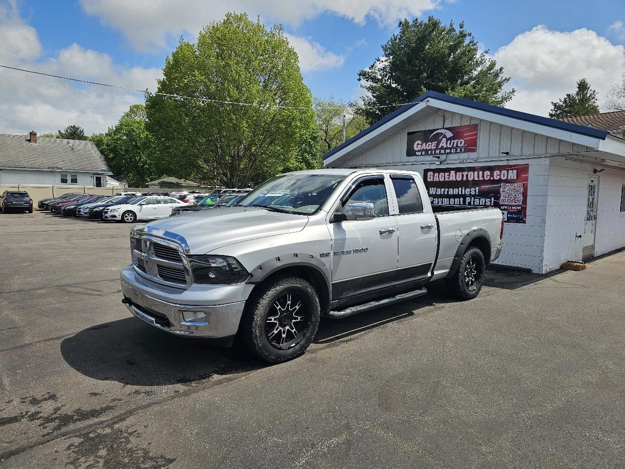 Dodge 1500 SLT Quad Cab 4WD 2011