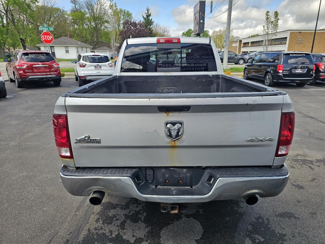 Dodge 1500 SLT Quad Cab 4WD 2011