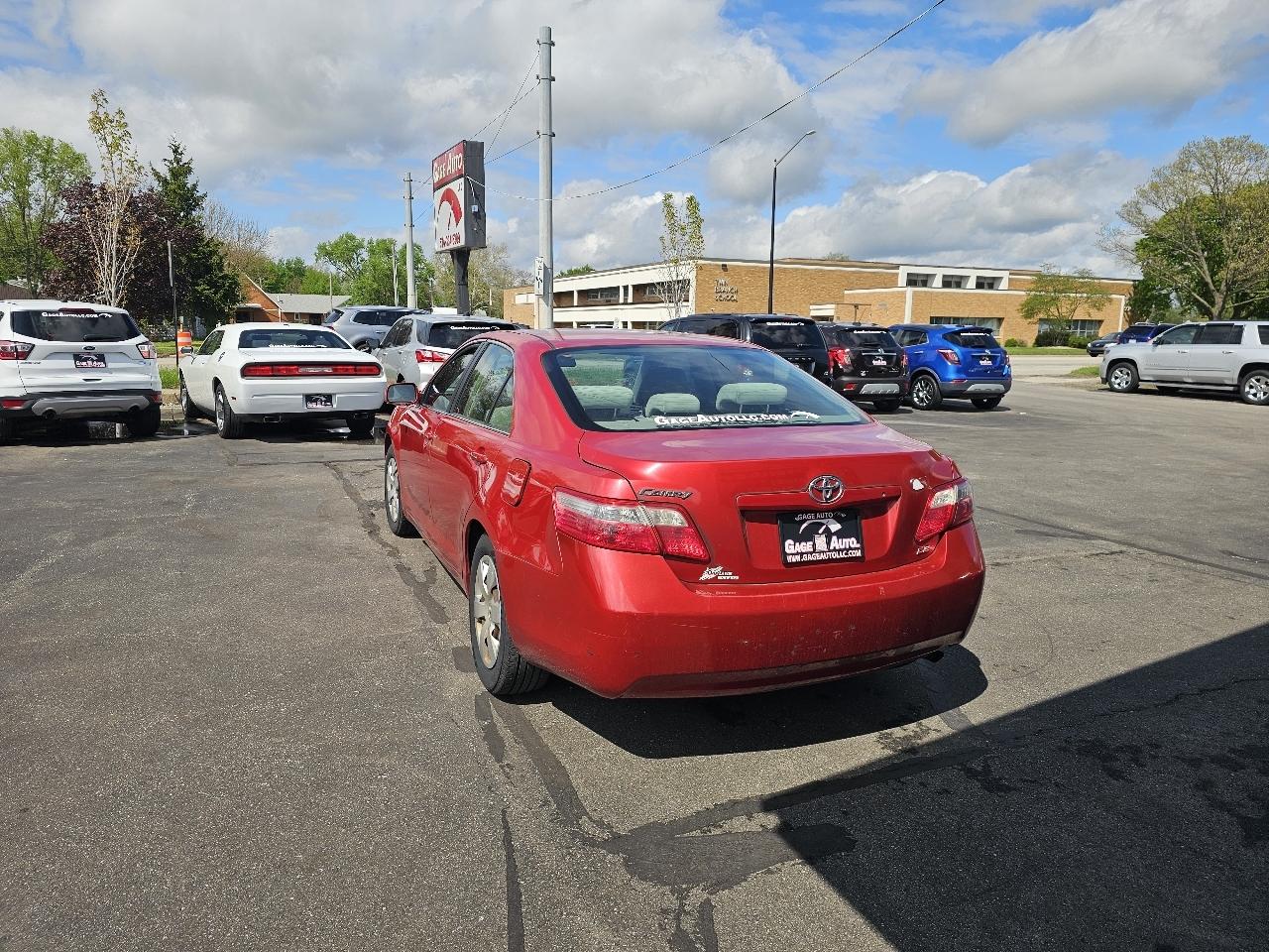 Toyota Camry SE 5-Spd AT 2009