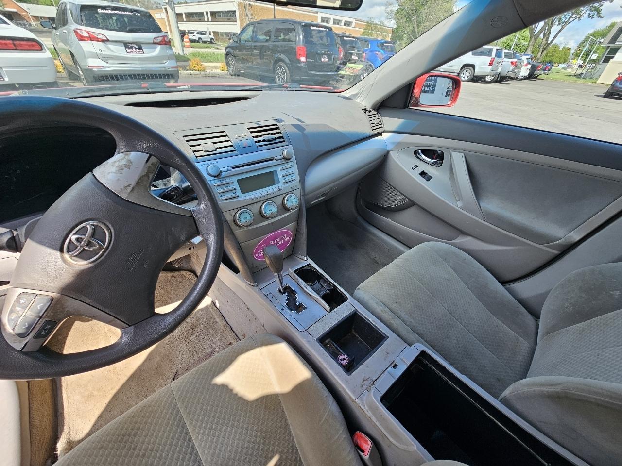 Toyota Camry SE 5-Spd AT 2009