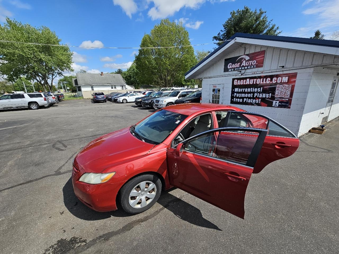 Toyota Camry SE 5-Spd AT 2009