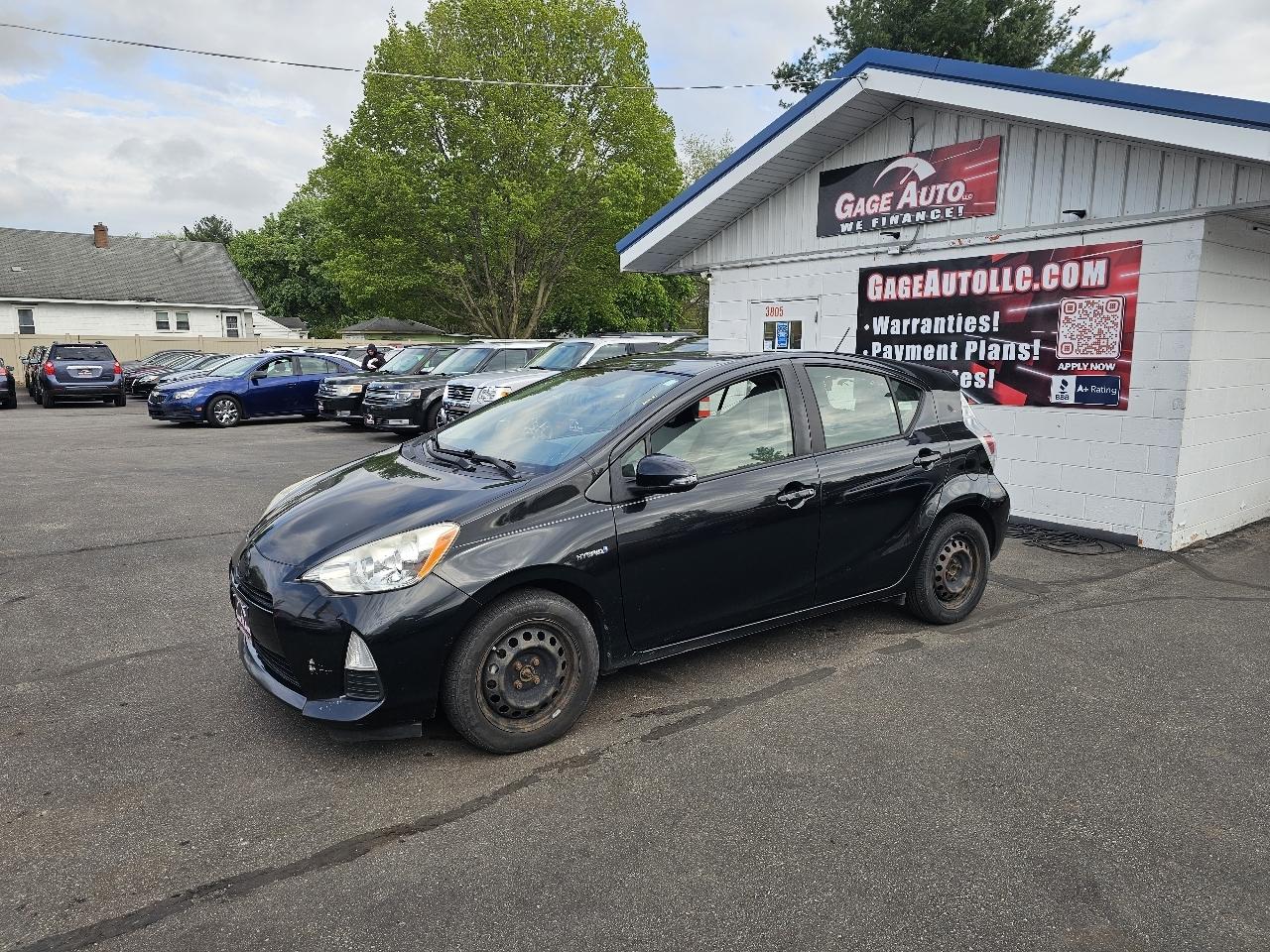 Toyota Prius c  2014