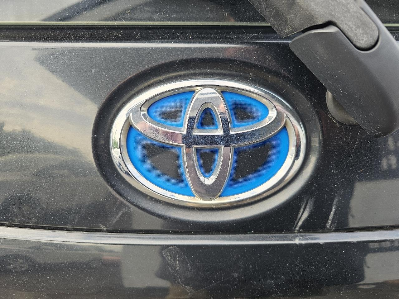 Toyota Prius c  2014