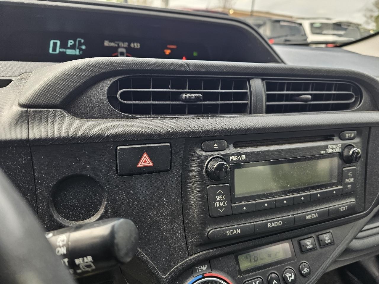Toyota Prius c  2014