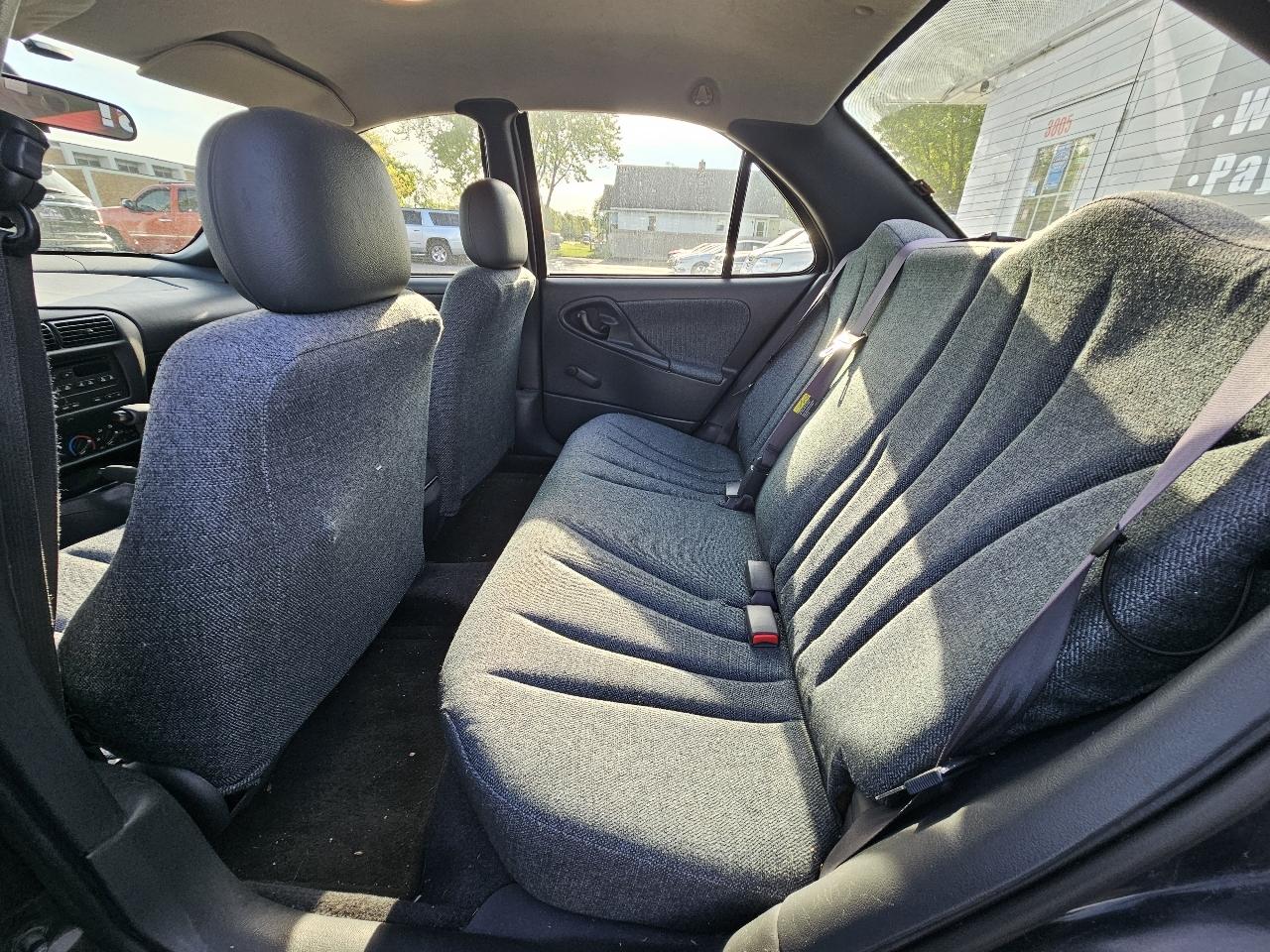 Chevrolet Cavalier Sedan 2004