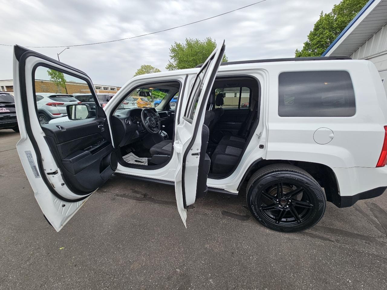 Jeep Patriot Sport 2WD 2016