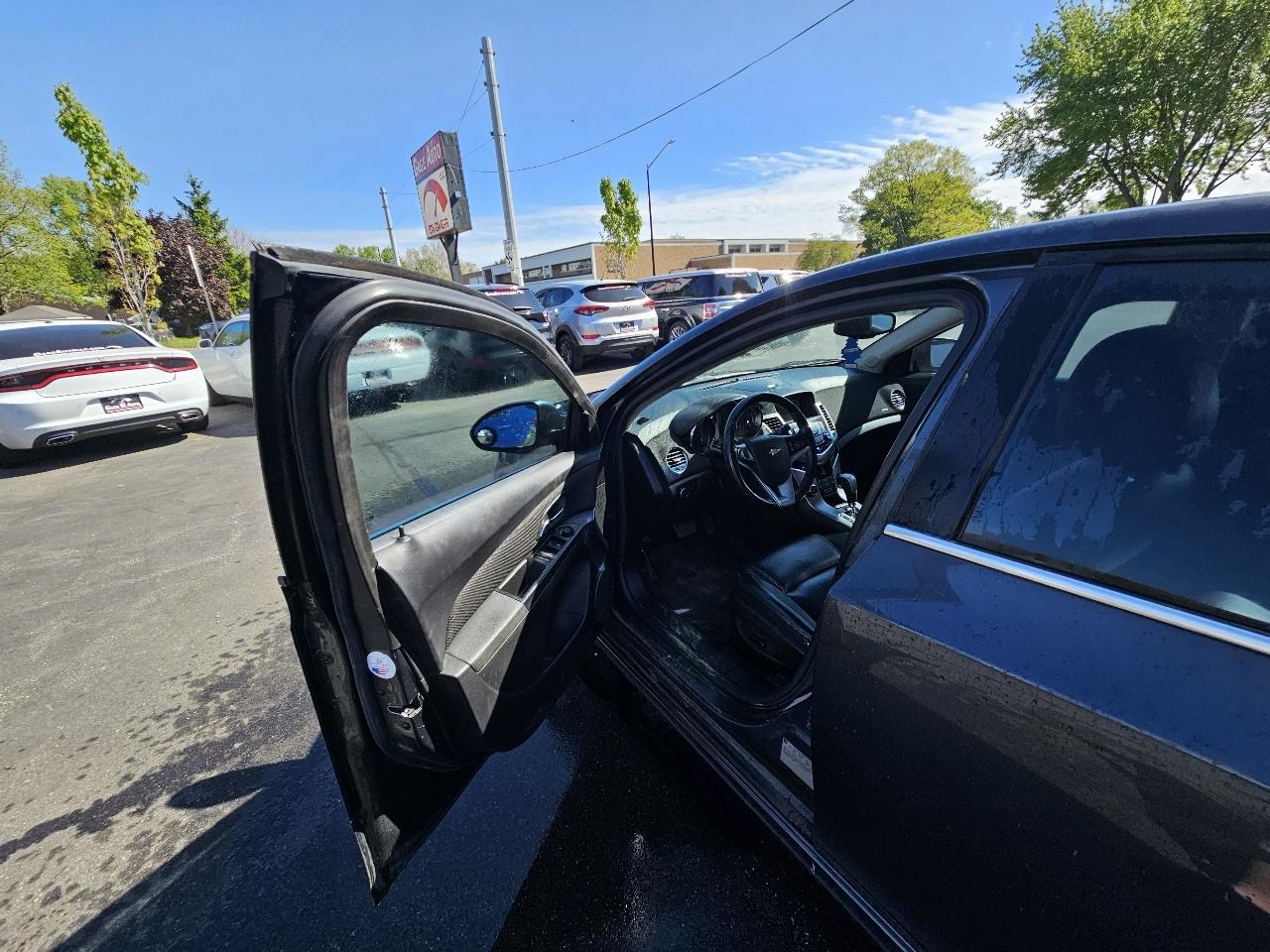 Chevrolet Cruze 2LT Auto 2013