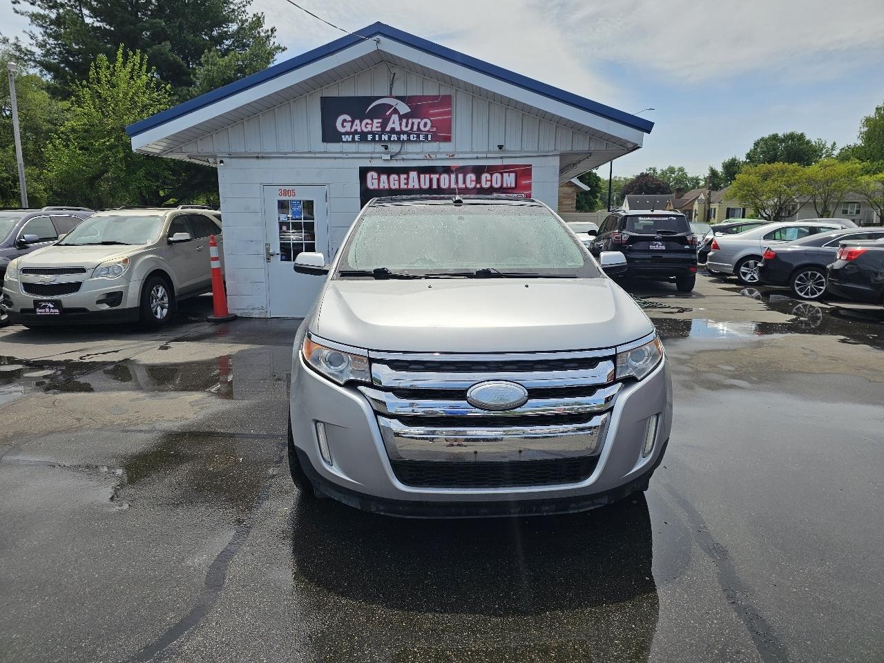 Vehicle Image 2