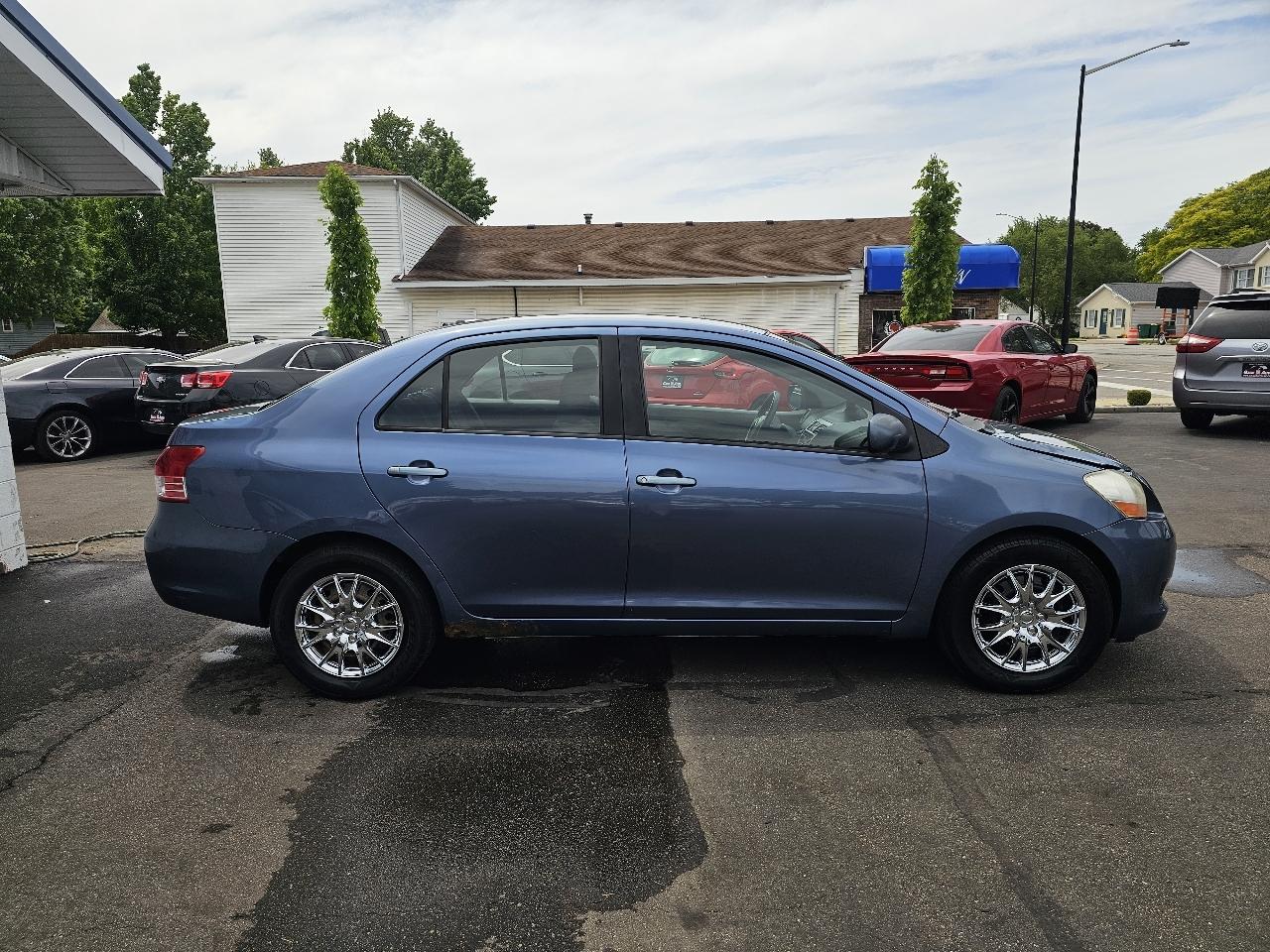 Toyota Yaris Sedan 2008