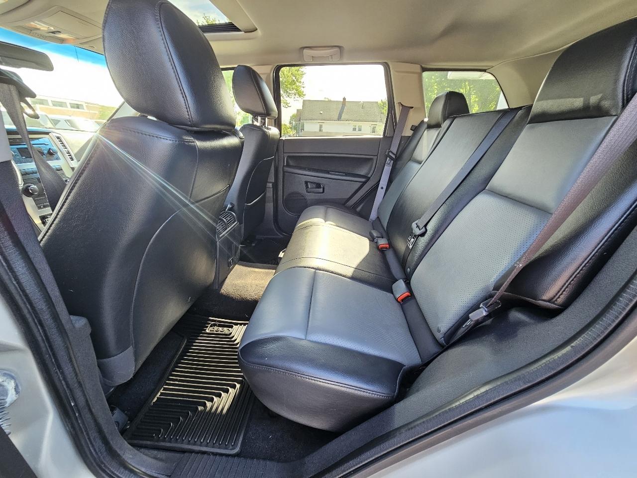 Jeep Grand Cherokee Laredo 4WD 2008