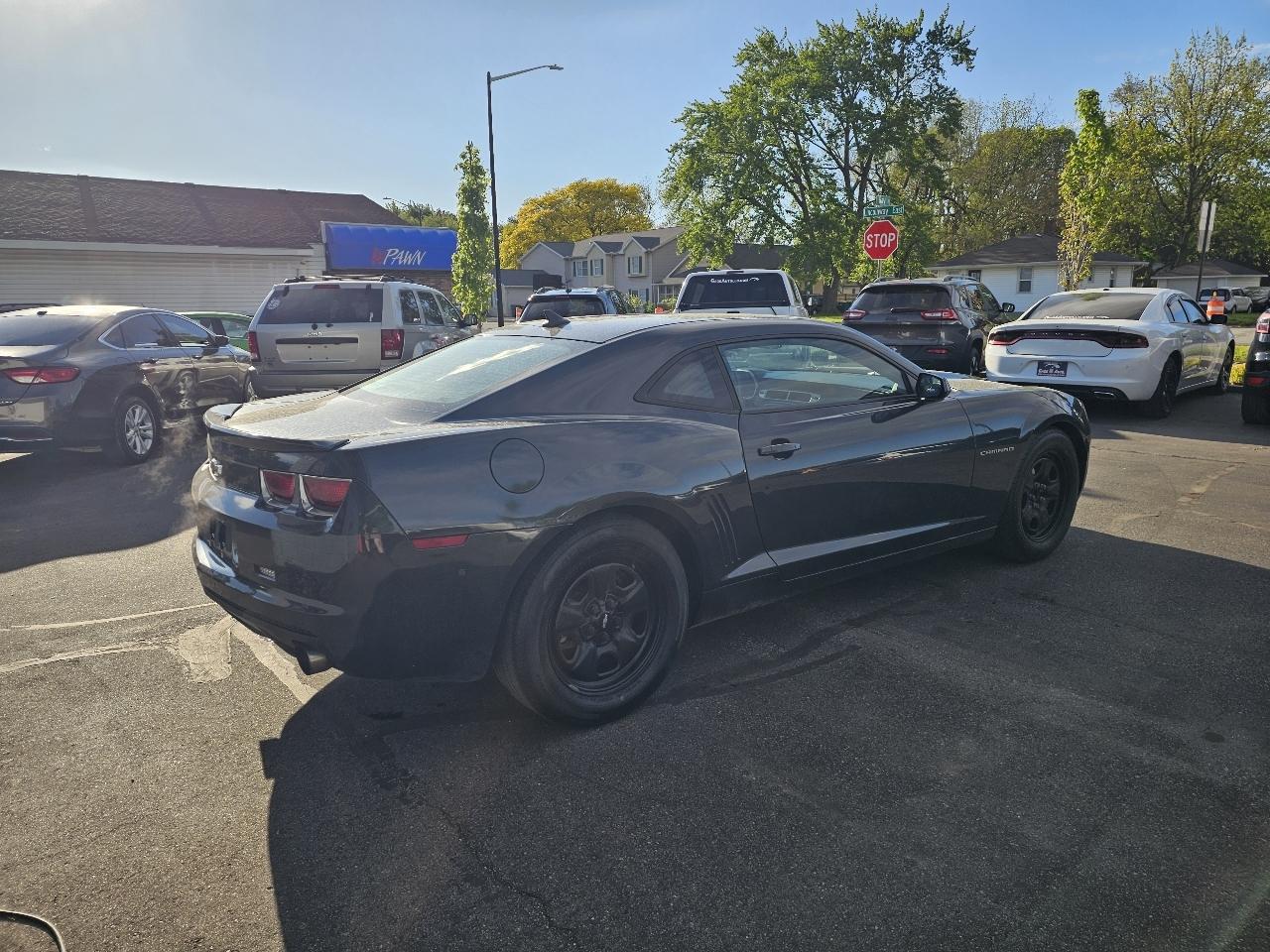 Chevrolet Camaro LS Coupe 2013
