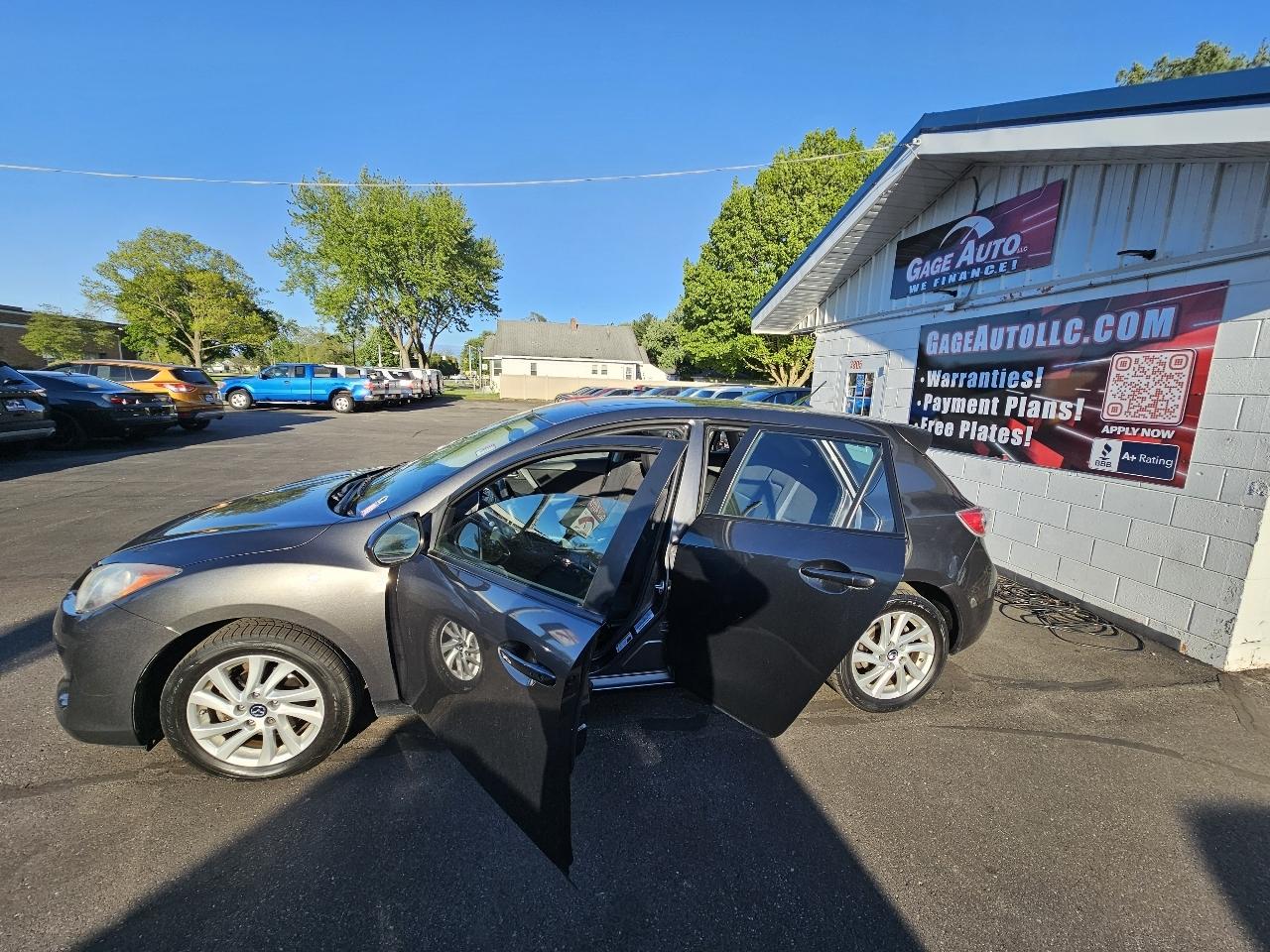 Mazda MAZDA3 i Touring AT 5-Door 2013
