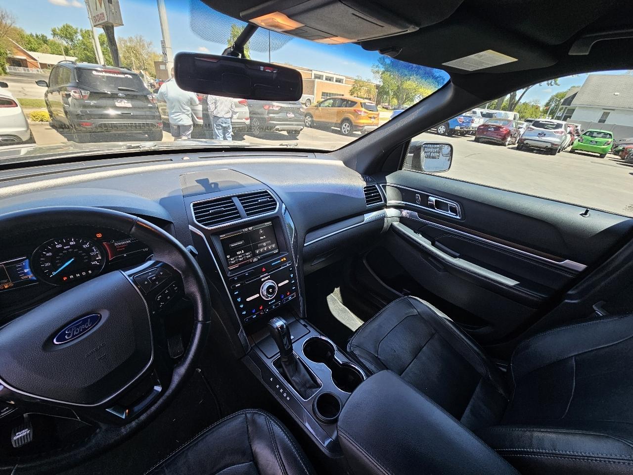 Ford Explorer Limited FWD 2016