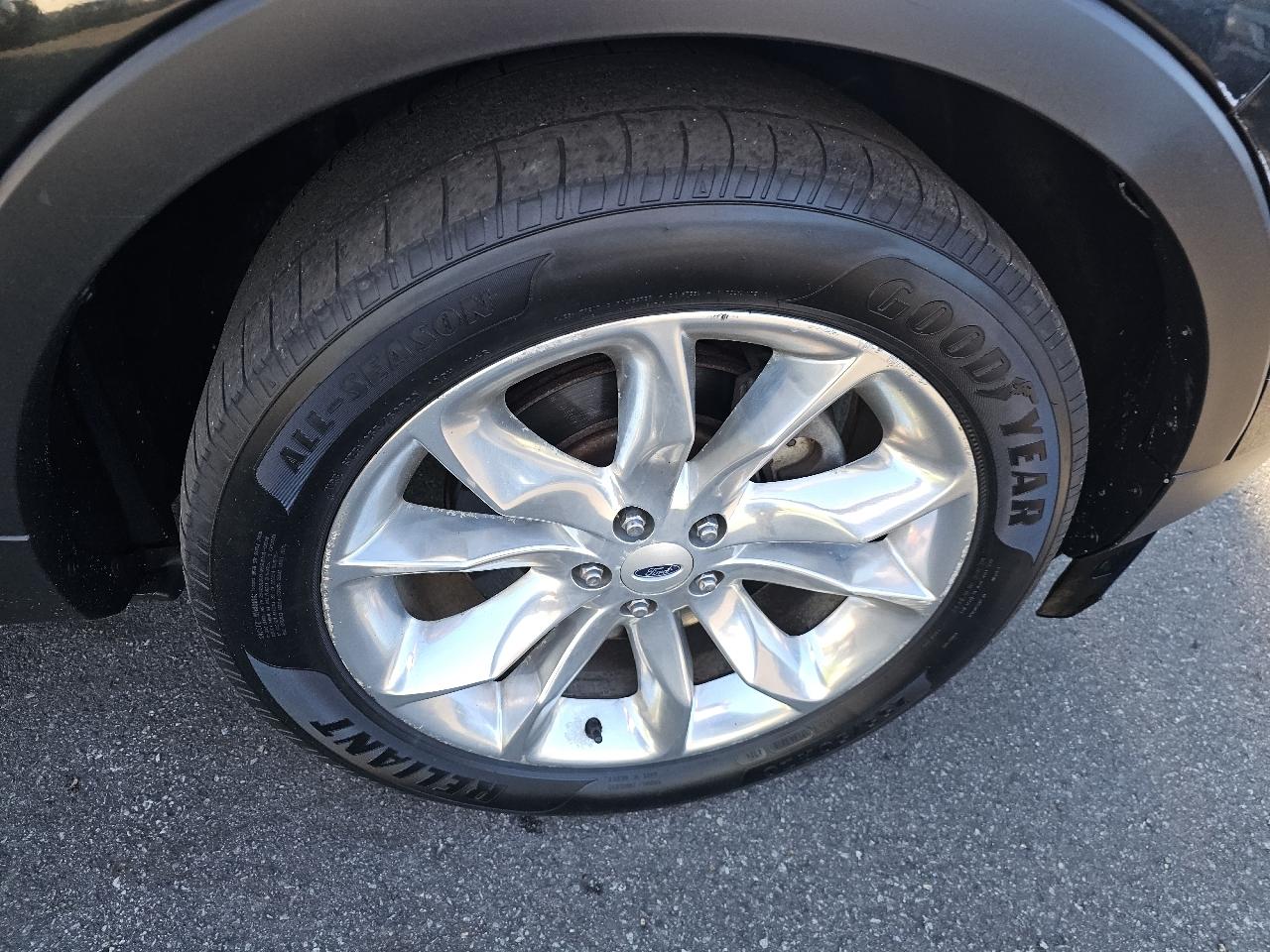 Ford Explorer XLT FWD 2013