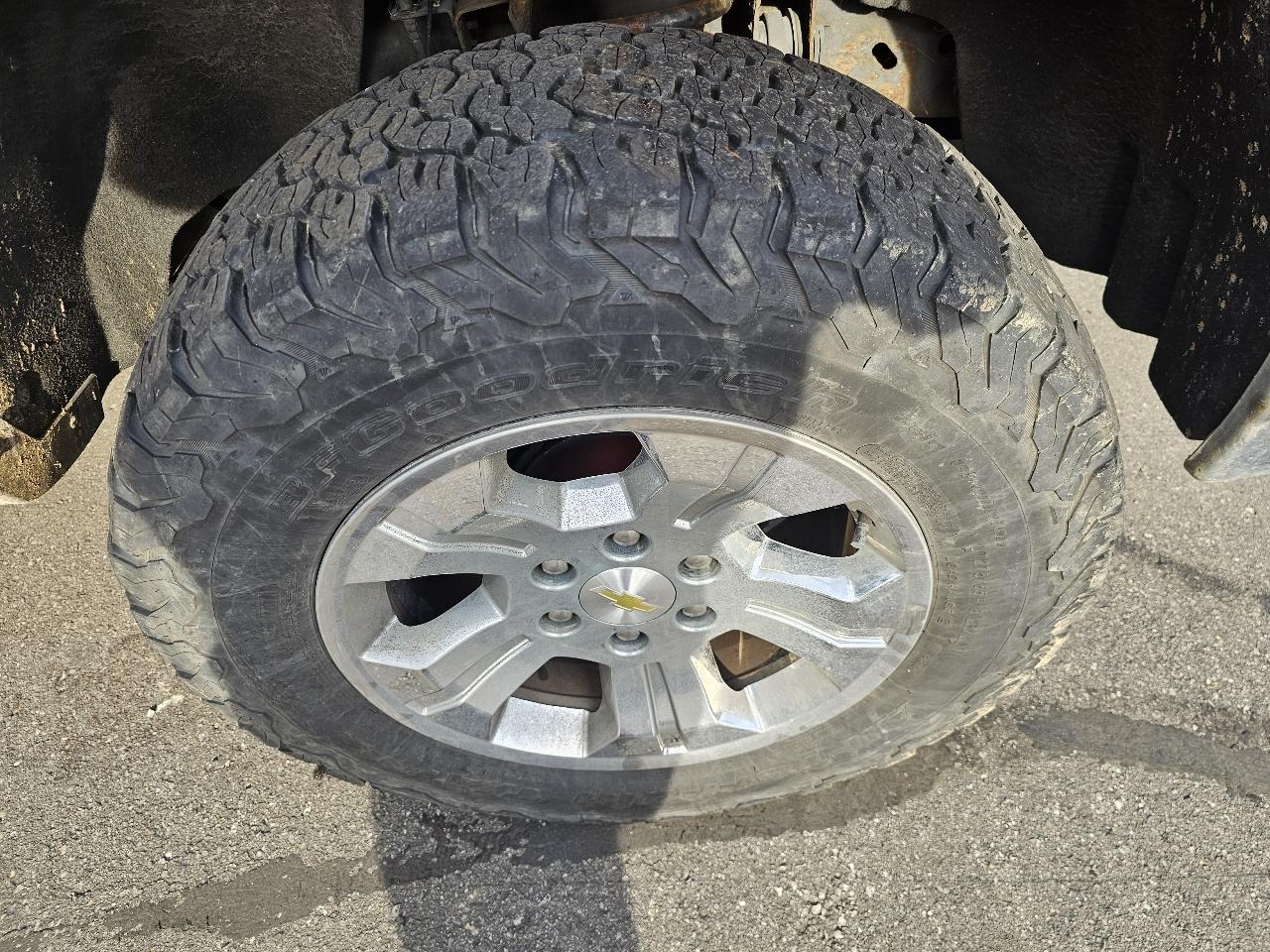 GMC Sierra 1500 SL Crew Cab 2WD 2013