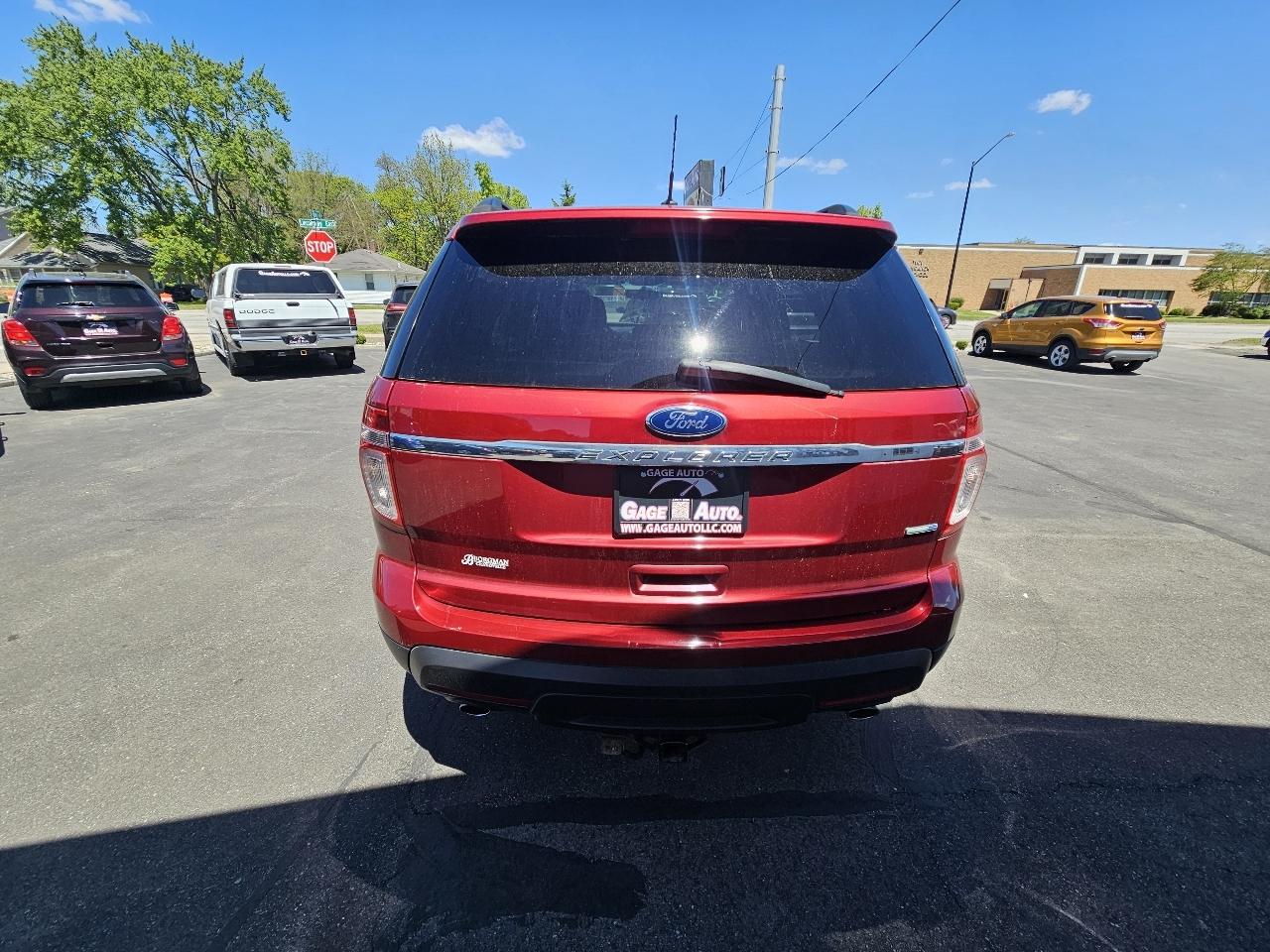 Ford Explorer Base 4WD 2015
