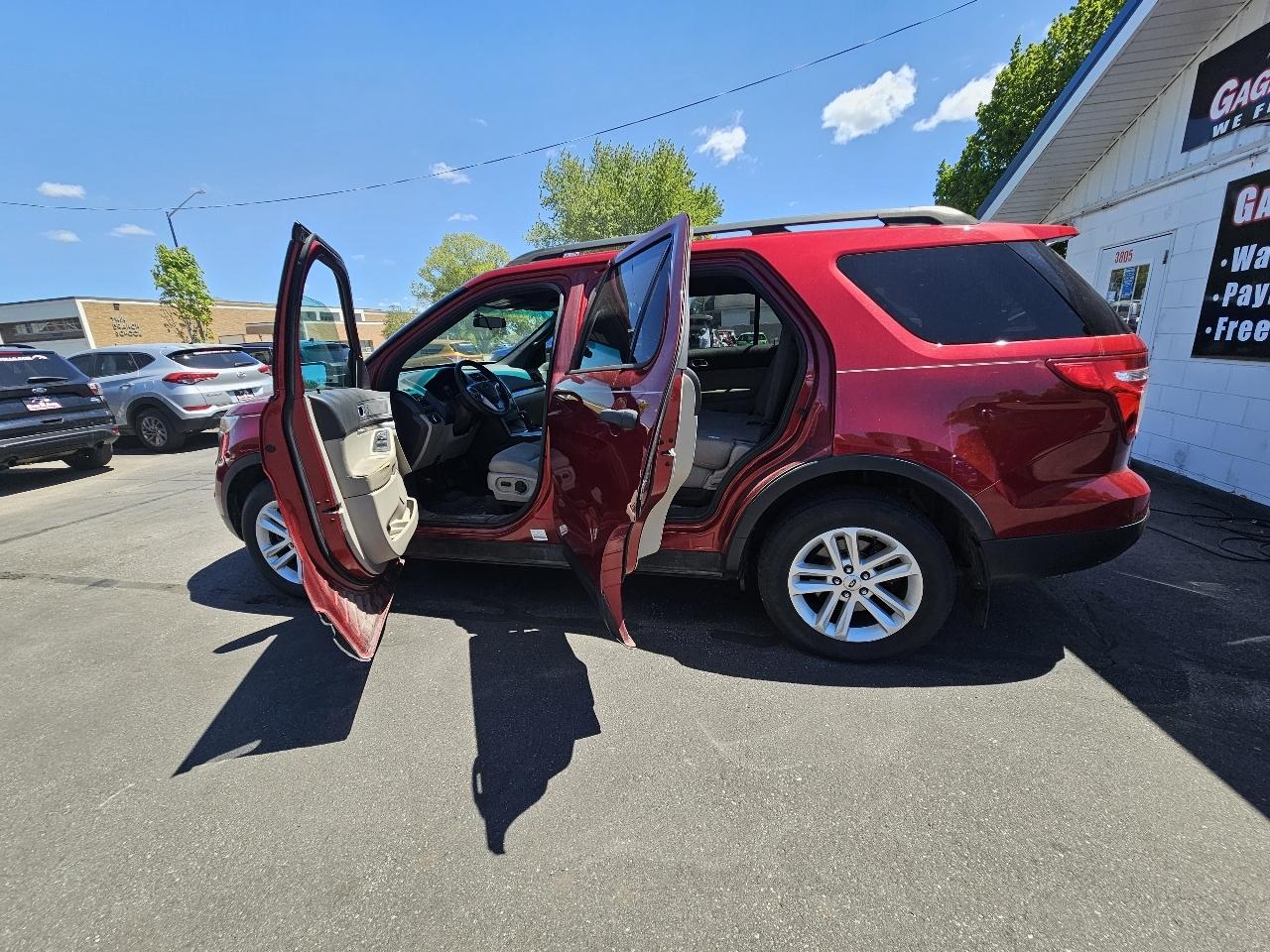 Ford Explorer Base 4WD 2015
