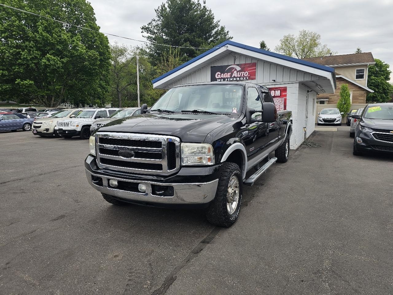 Ford F-250 SD XL Crew Cab 4WD 2006