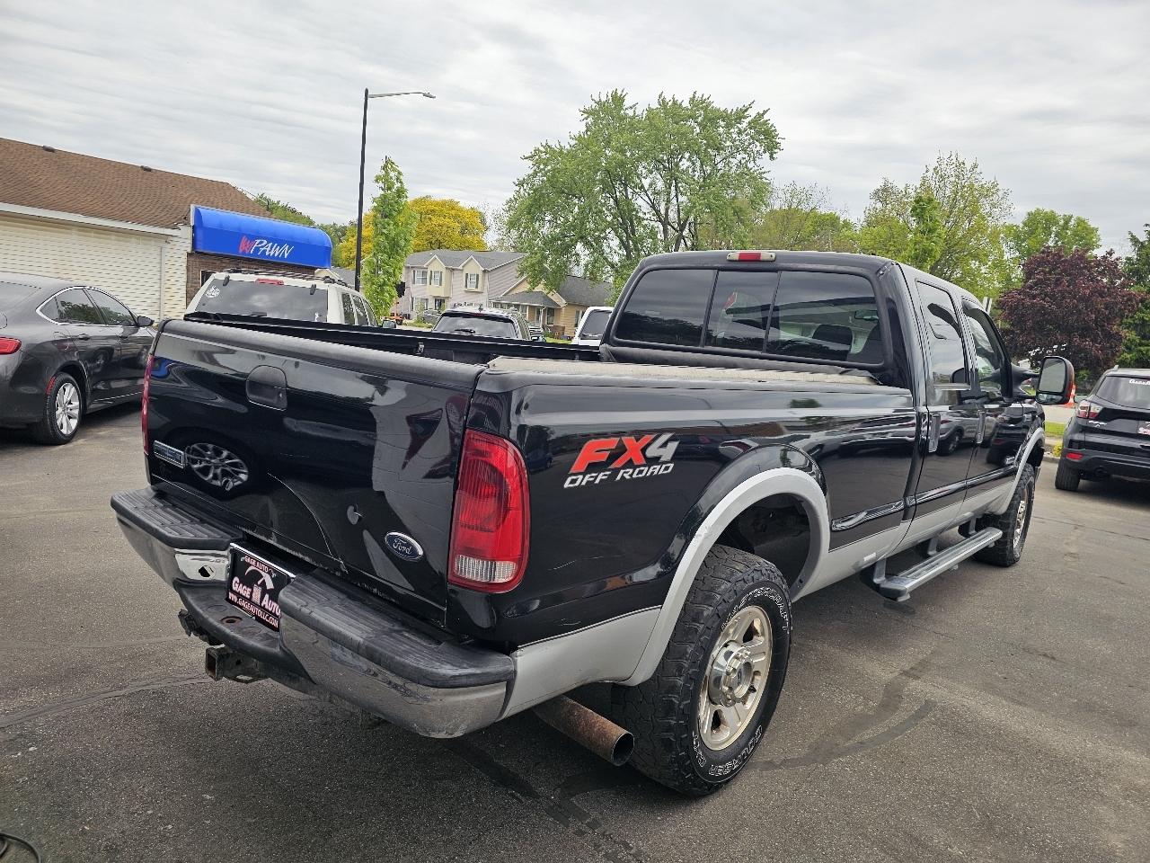 Ford F-250 SD XL Crew Cab 4WD 2006