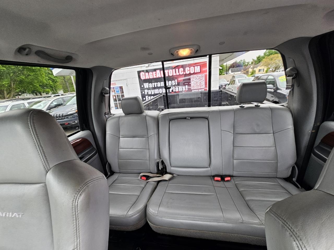 Ford F-250 SD XL Crew Cab 4WD 2006