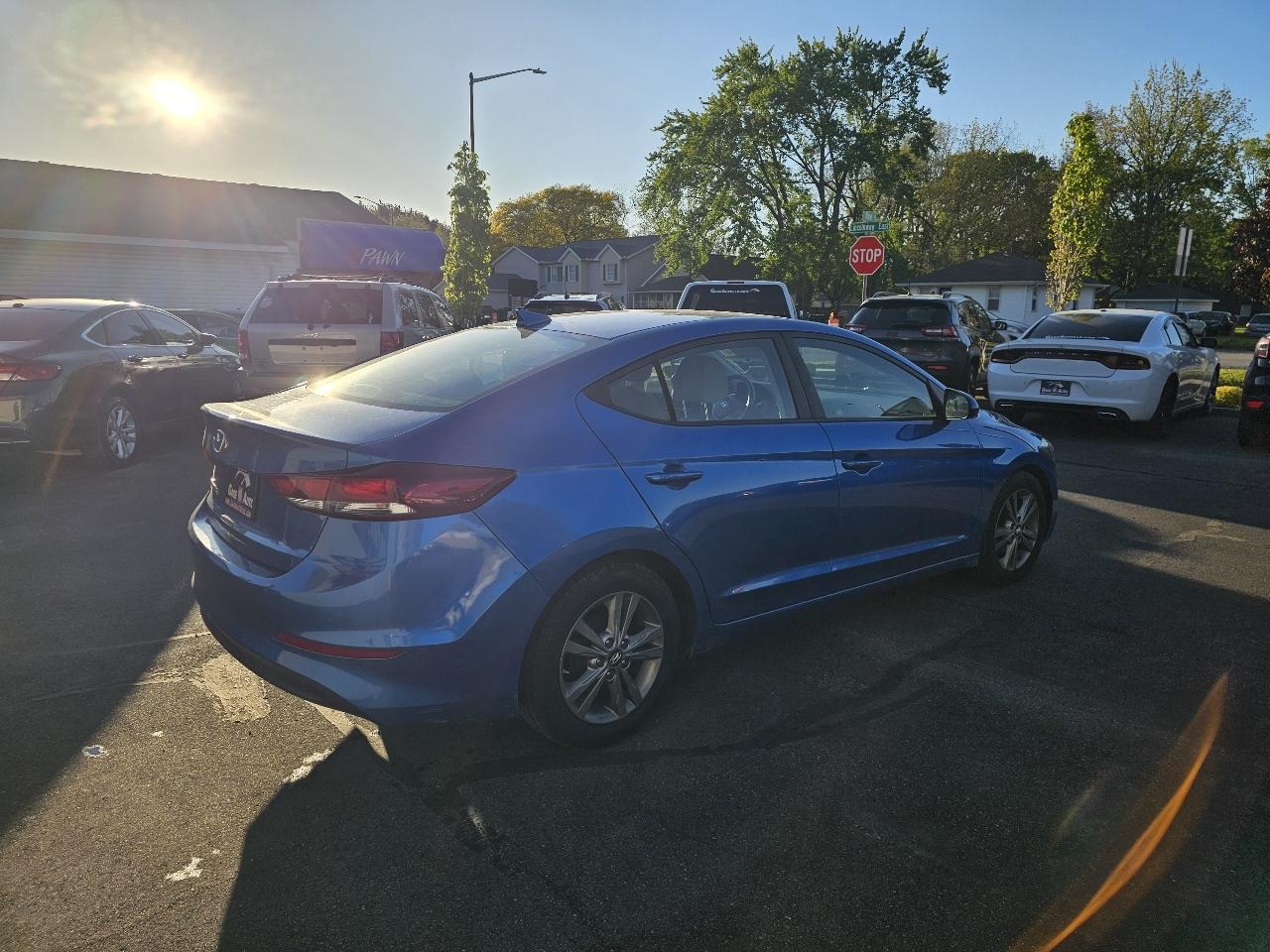 Hyundai Elantra Value Edition 6A 2017