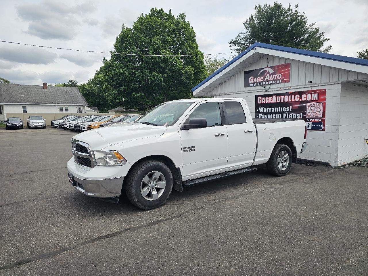 RAM 1500 SLT Quad Cab 2WD 2016