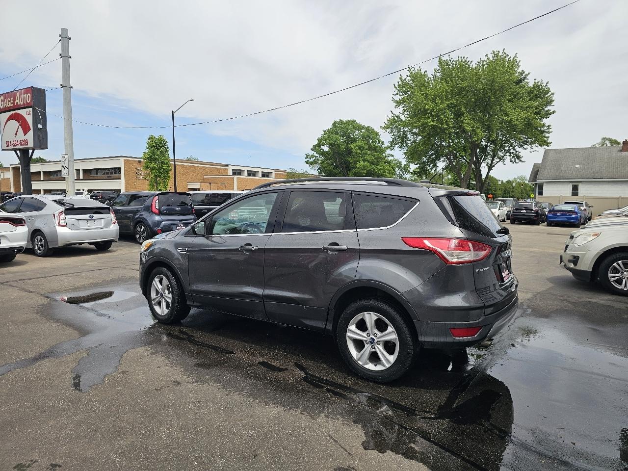 Ford Escape SE FWD 2016
