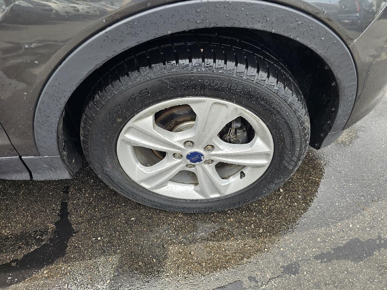 Ford Escape SE FWD 2016