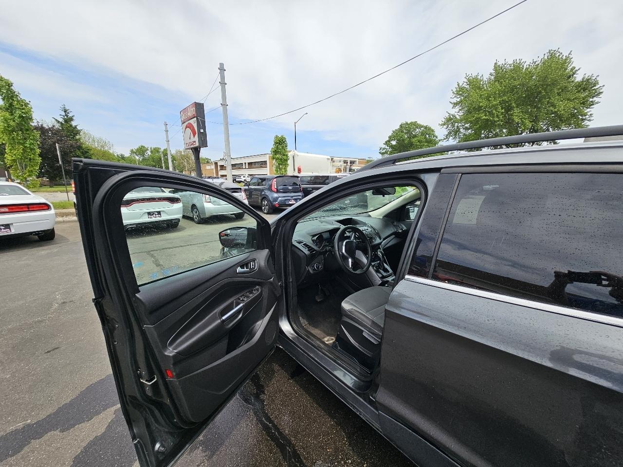 Ford Escape SE FWD 2016