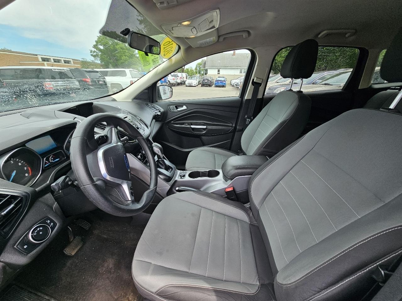 Ford Escape SE FWD 2016