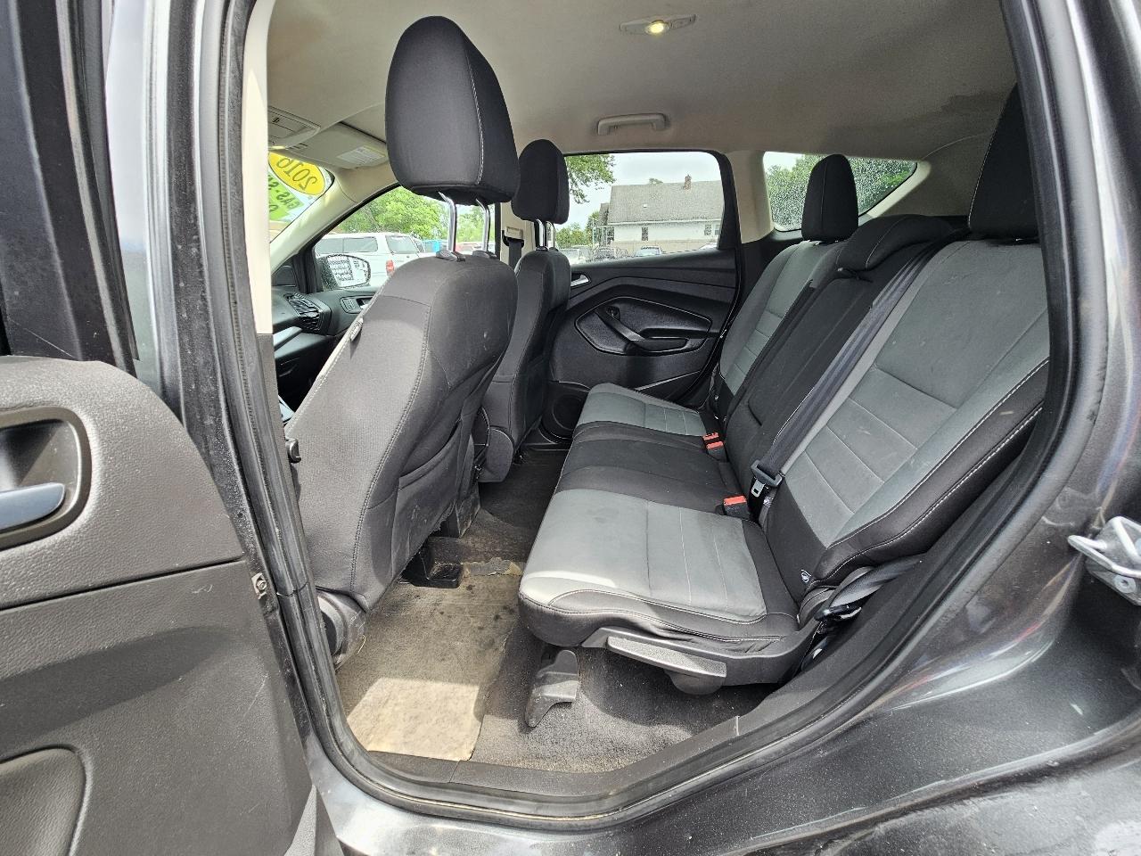 Ford Escape SE FWD 2016