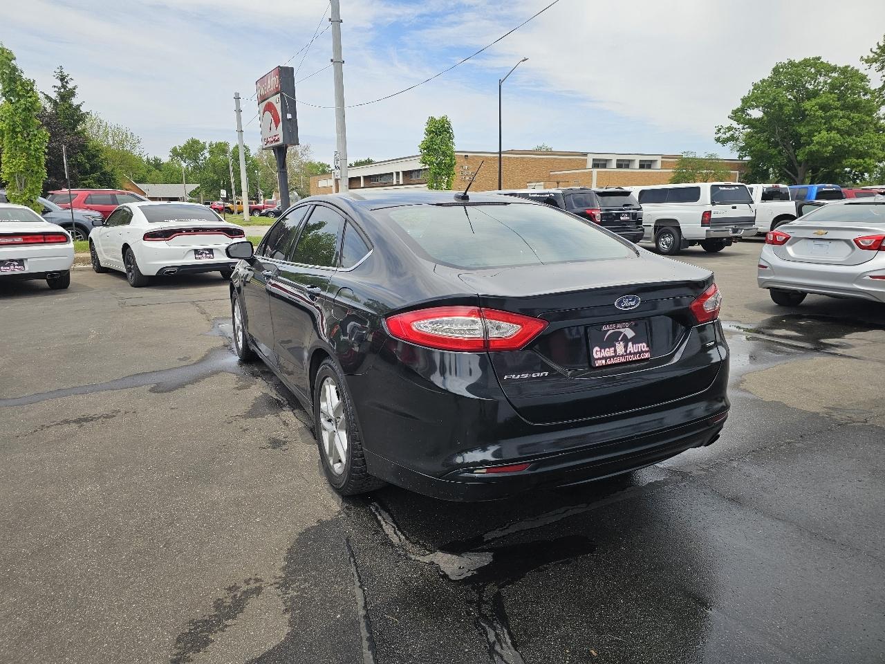 Ford Fusion SE 2014