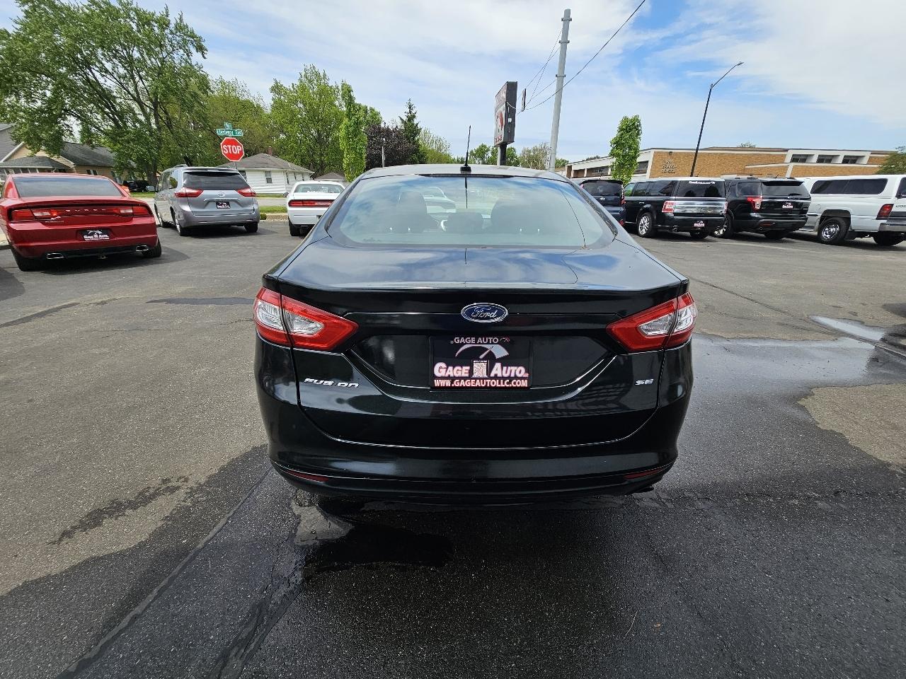 Ford Fusion SE 2014