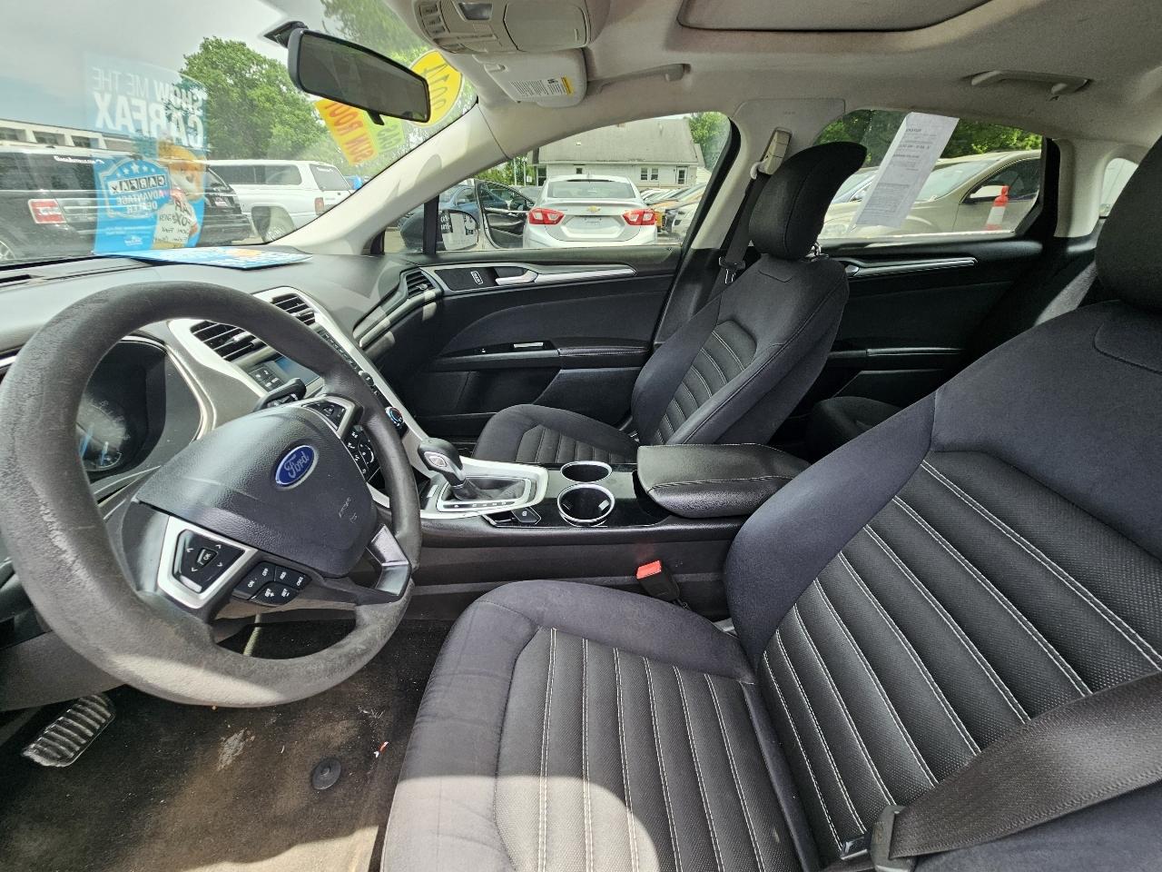 Ford Fusion SE 2014